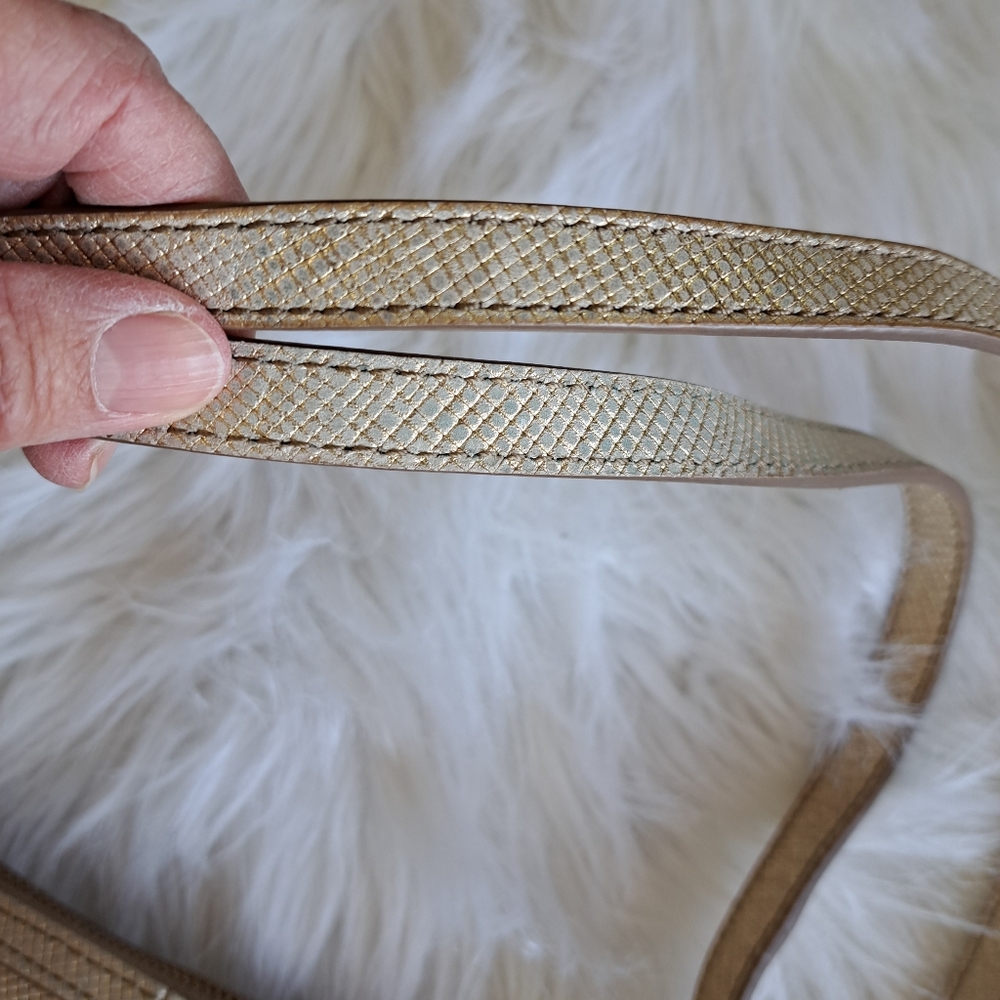 SALE. Sm new Fossil party bag - Picture 7 of 16